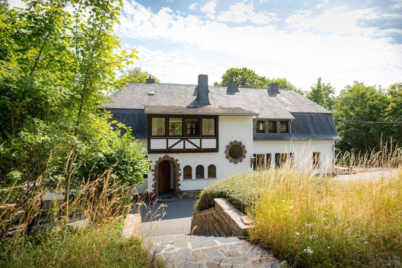 Landhaus Karbach Komplett Oder Einzelne Wohneinheiten Villa Inkl Sauna Bzw Waldhaeuschen Hirten 외부 사진