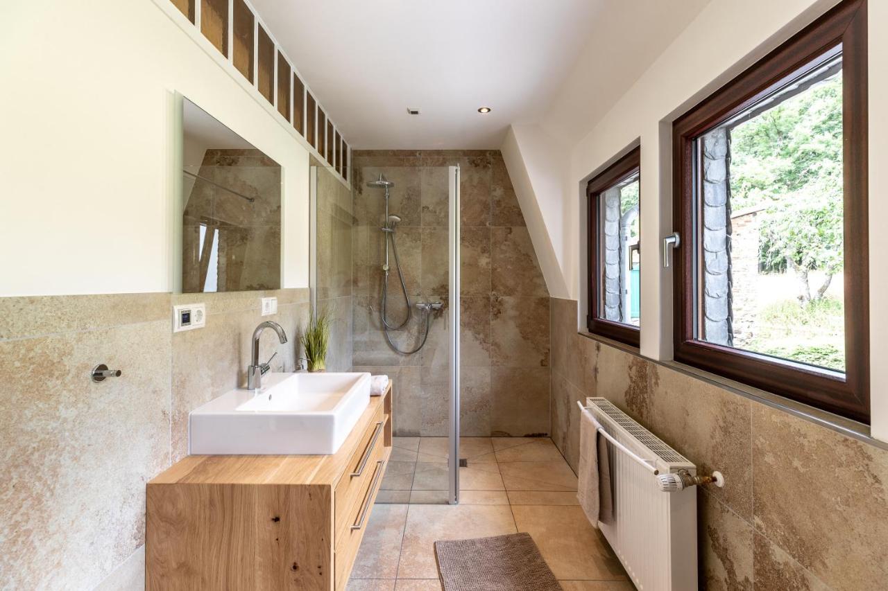 Landhaus Karbach Komplett Oder Einzelne Wohneinheiten Villa Inkl Sauna Bzw Waldhaeuschen Hirten 외부 사진